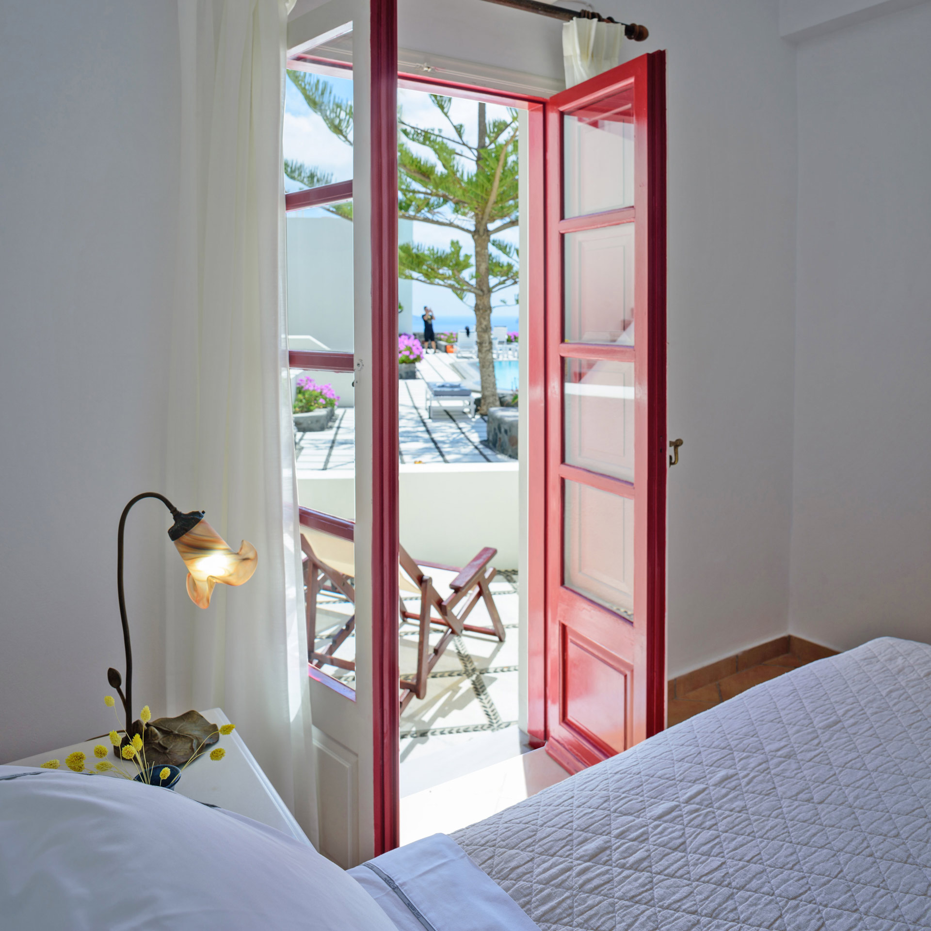 Two-bedroom Apartment with Pool View